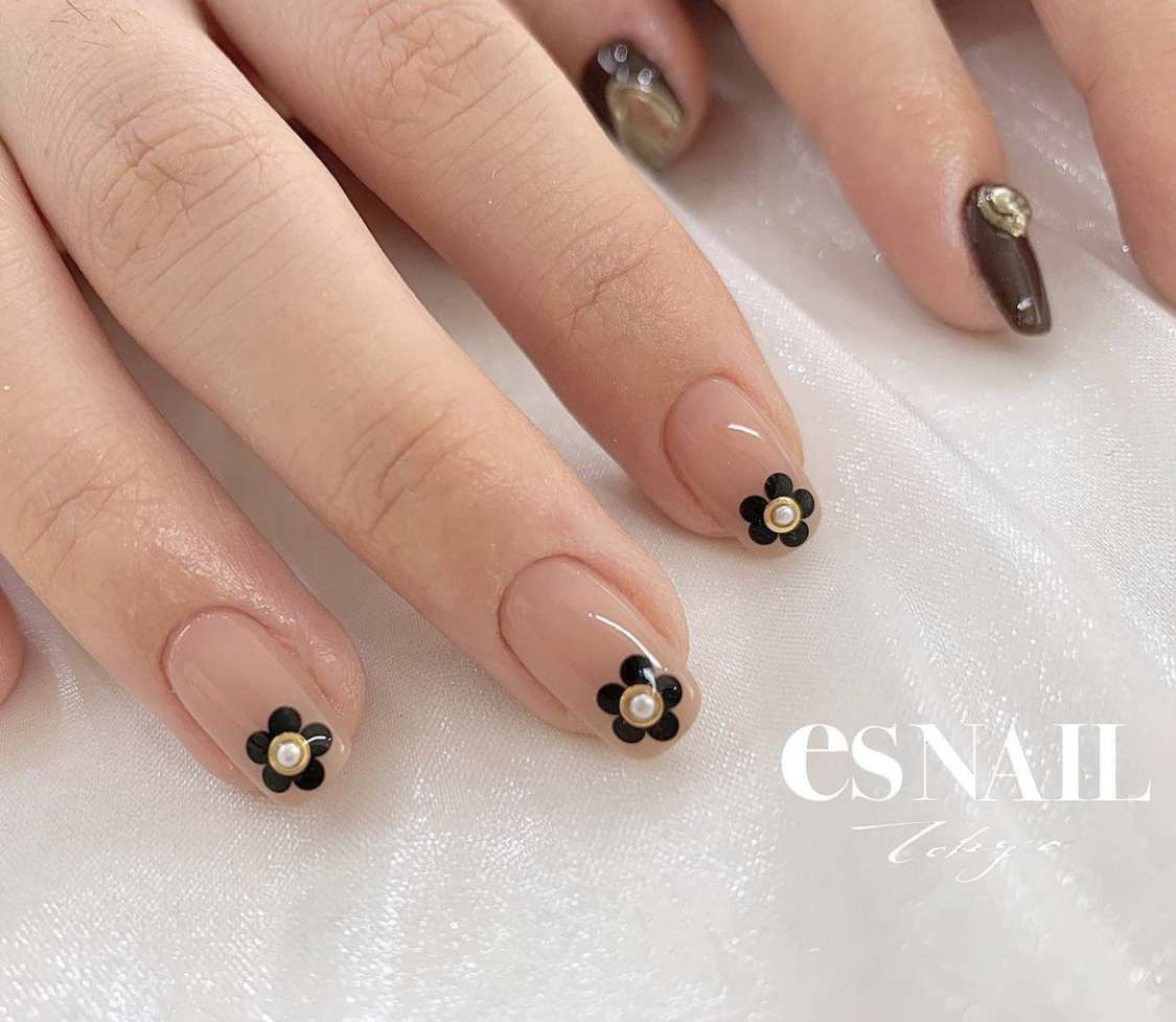 春先取りのお花ネイル♡