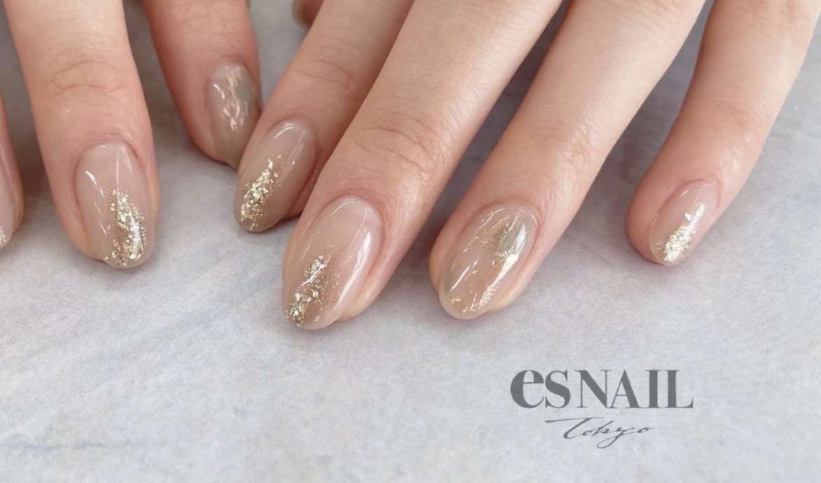 どんなシーンにも合う綺麗ニュアンスネイル❤︎