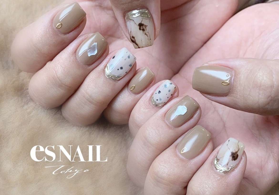 beige 🥚🐪